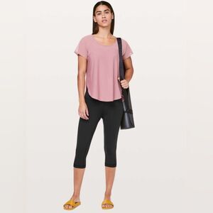 Lululemon Wunder Under Hi-Rise 1/2 Tight Full-On Luon 17" Size 4 Black Leggings